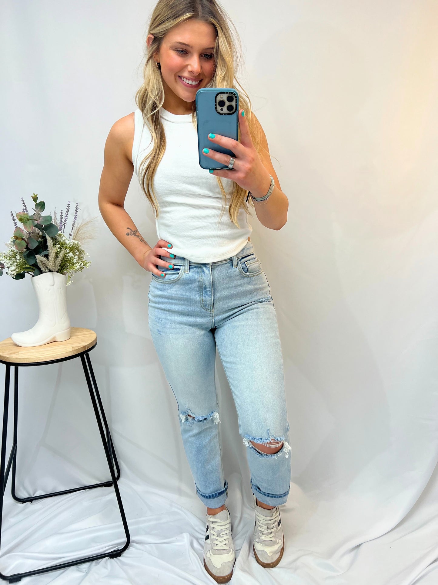 High Rise Slim Straight Jeans